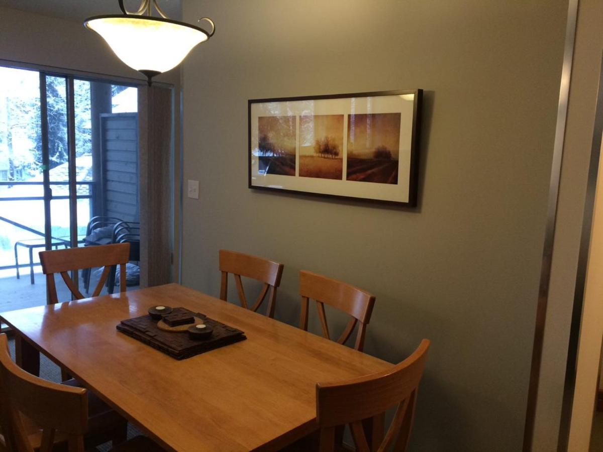 Valhalla Vacations At Whistler Esterno foto